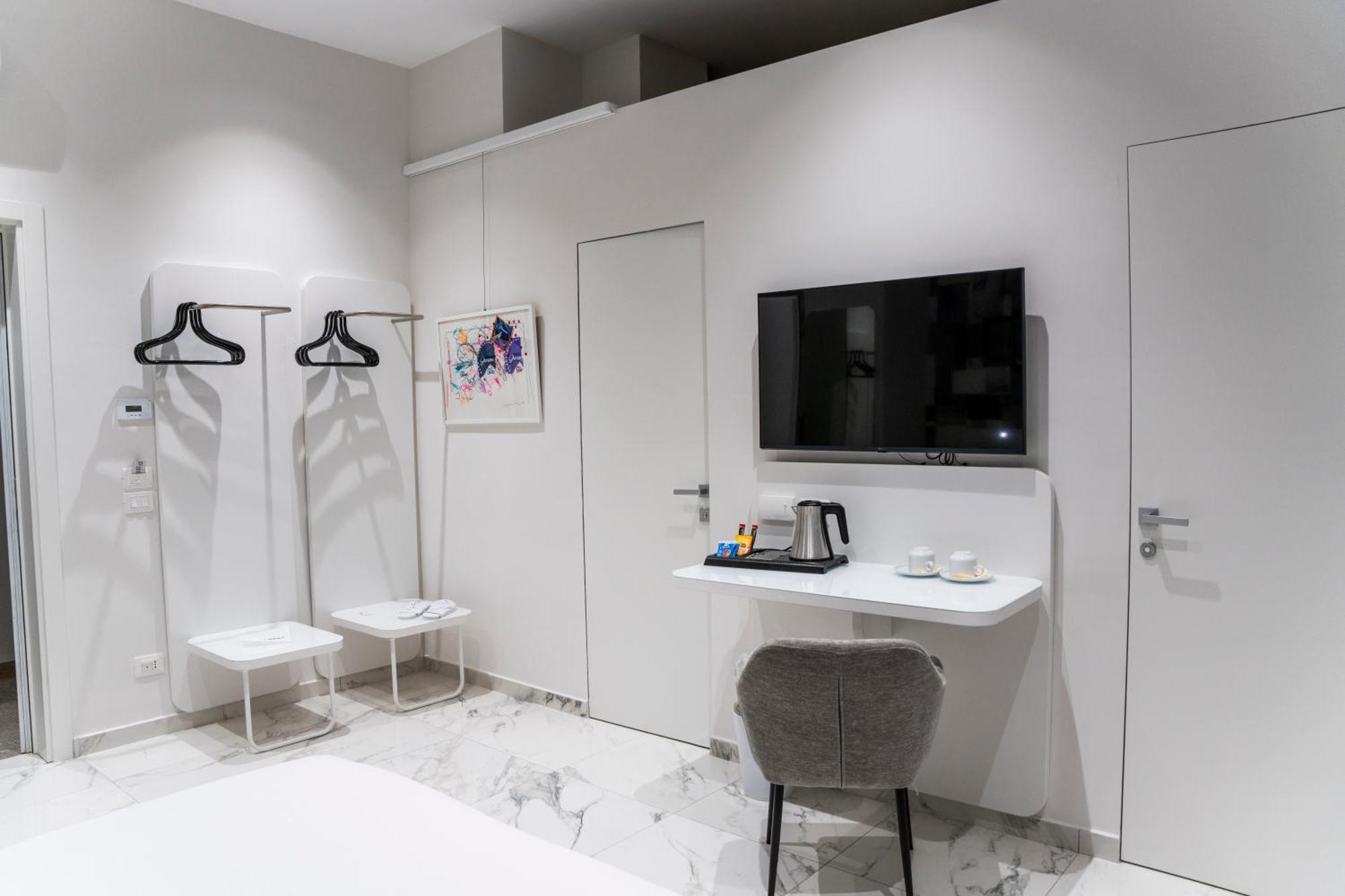 Soul Art Hotel Napoli Bagian luar foto